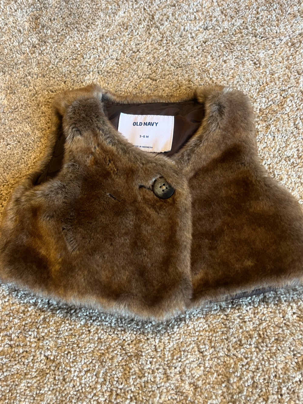Old Navy Faux Fur toddler vest
